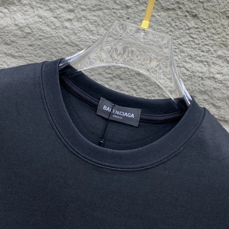 Elegant Balenciaga T-Shirts 97587