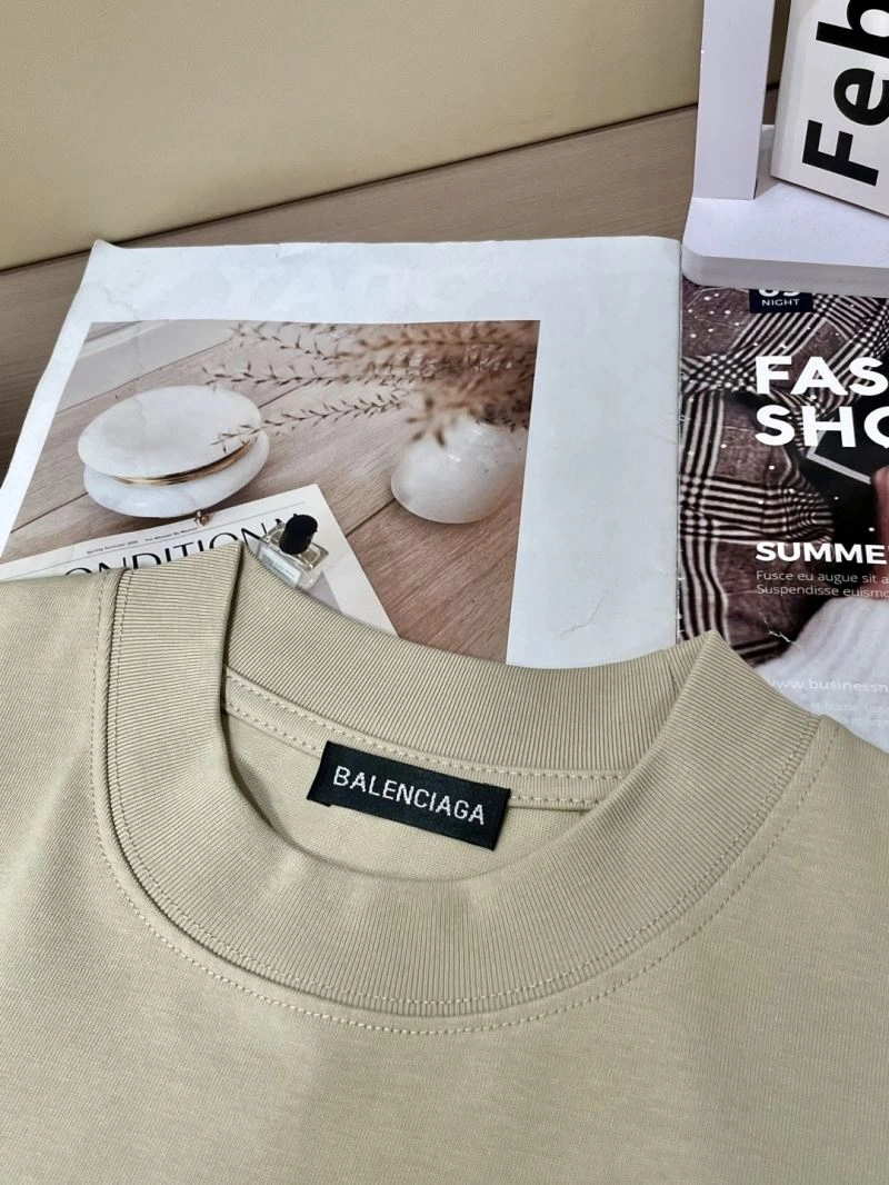 TechFriendly Balenciaga T-Shirts 97555