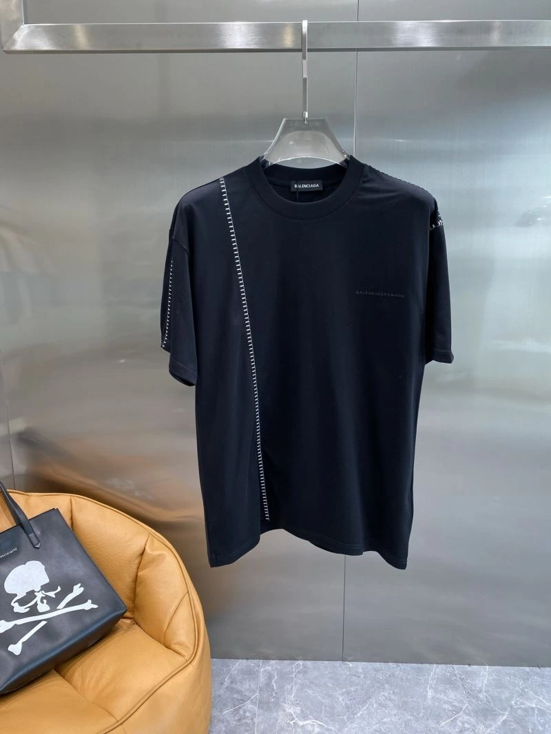 Vibrant Balenciaga T-Shirts 97522
