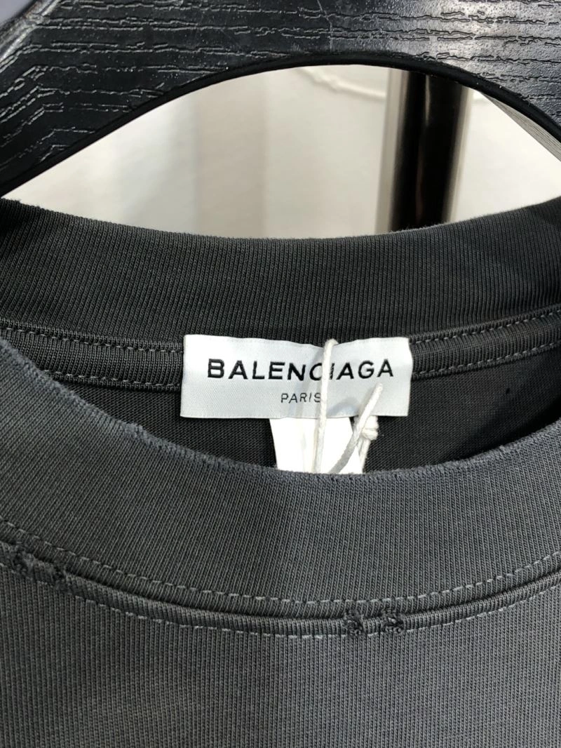 Balenciaga T-Shirts Resilient 97519
