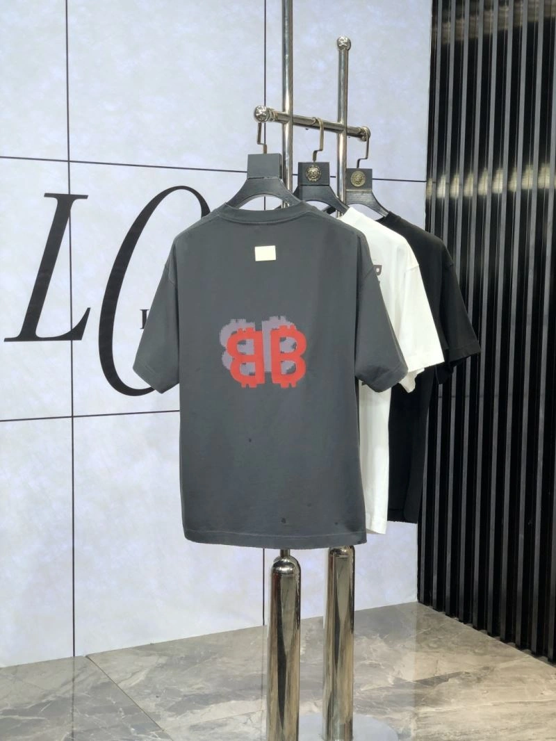 Balenciaga T-Shirts Resilient 97519