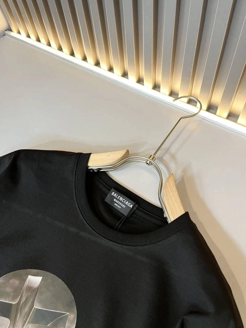 Sophisticated Balenciaga T-Shirts 97517