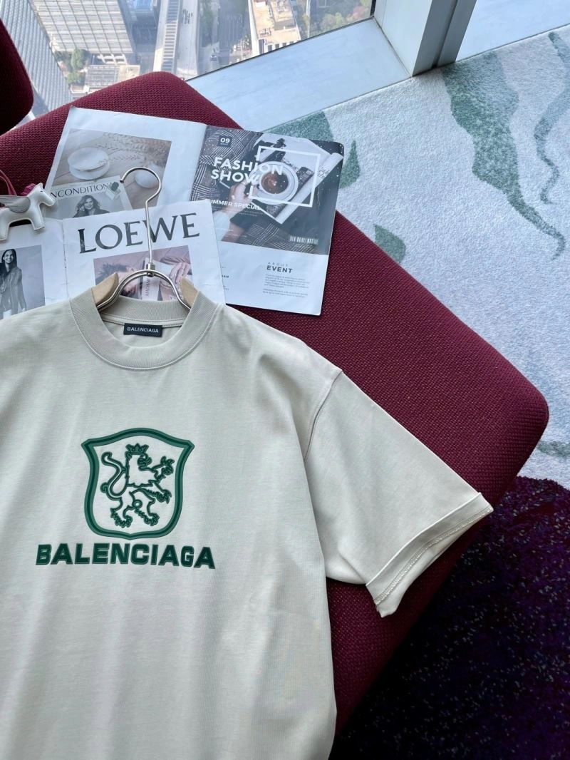 Sophisticated Balenciaga T-Shirts 97558