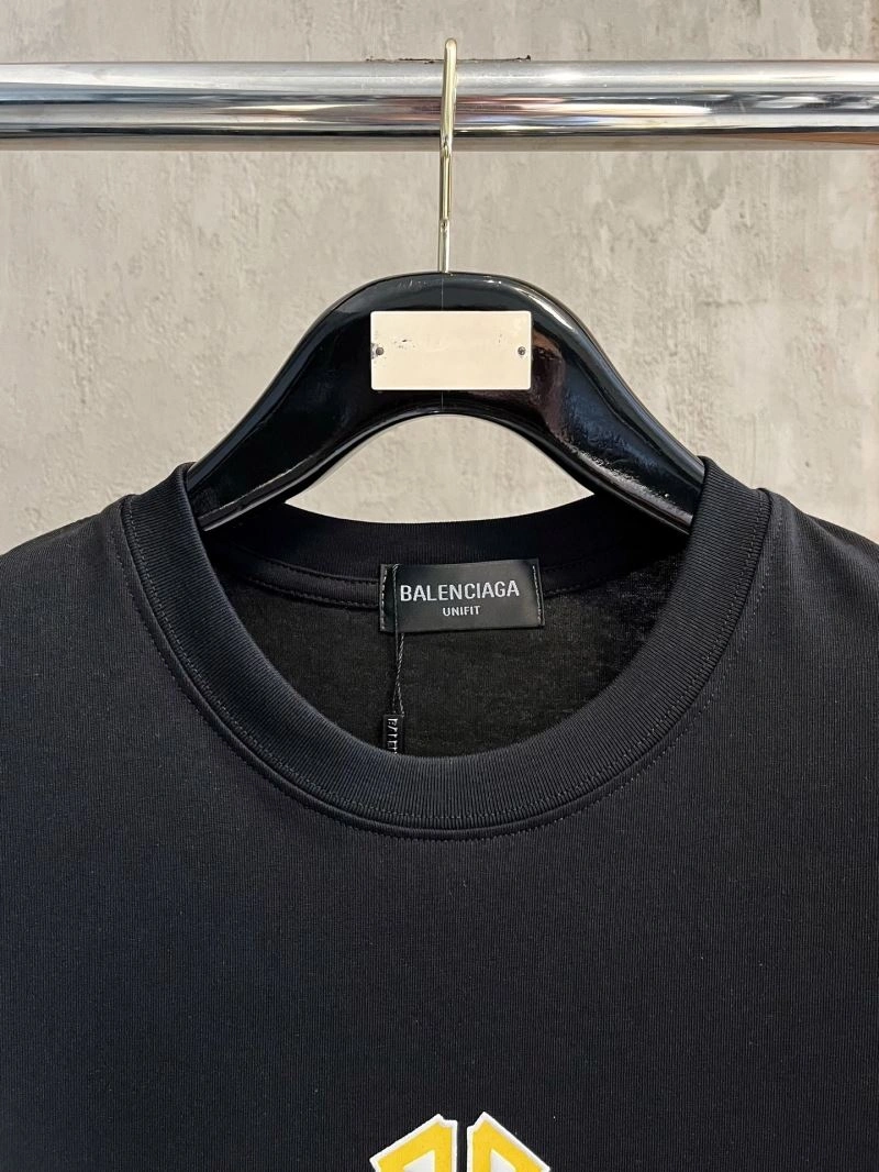 Balenciaga T-Shirts FashionForward 97473