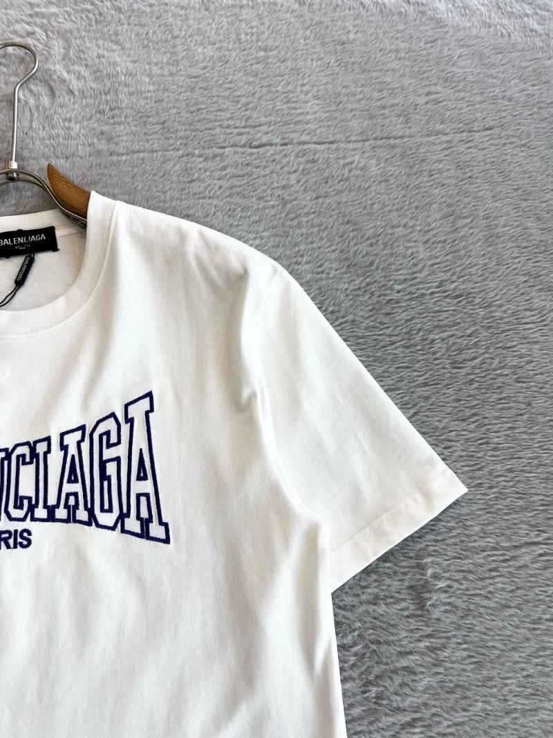 Effortless Balenciaga T-Shirts 97475