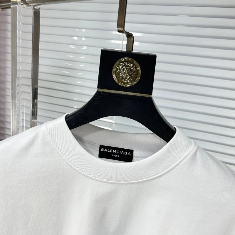 Elegant Balenciaga T-Shirts 97470