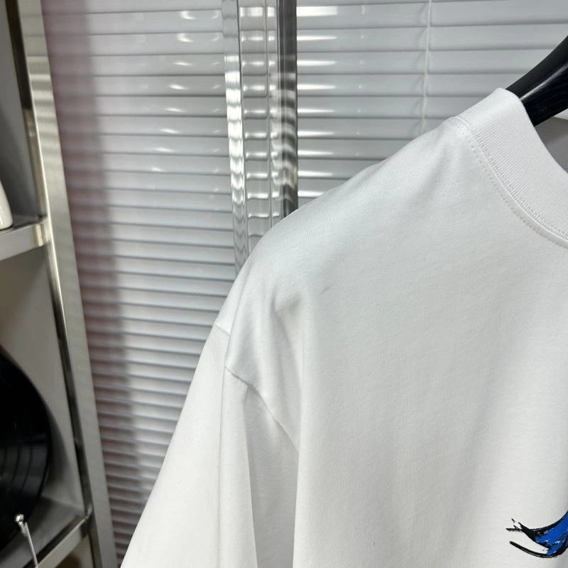 Elegant Balenciaga T-Shirts 97470