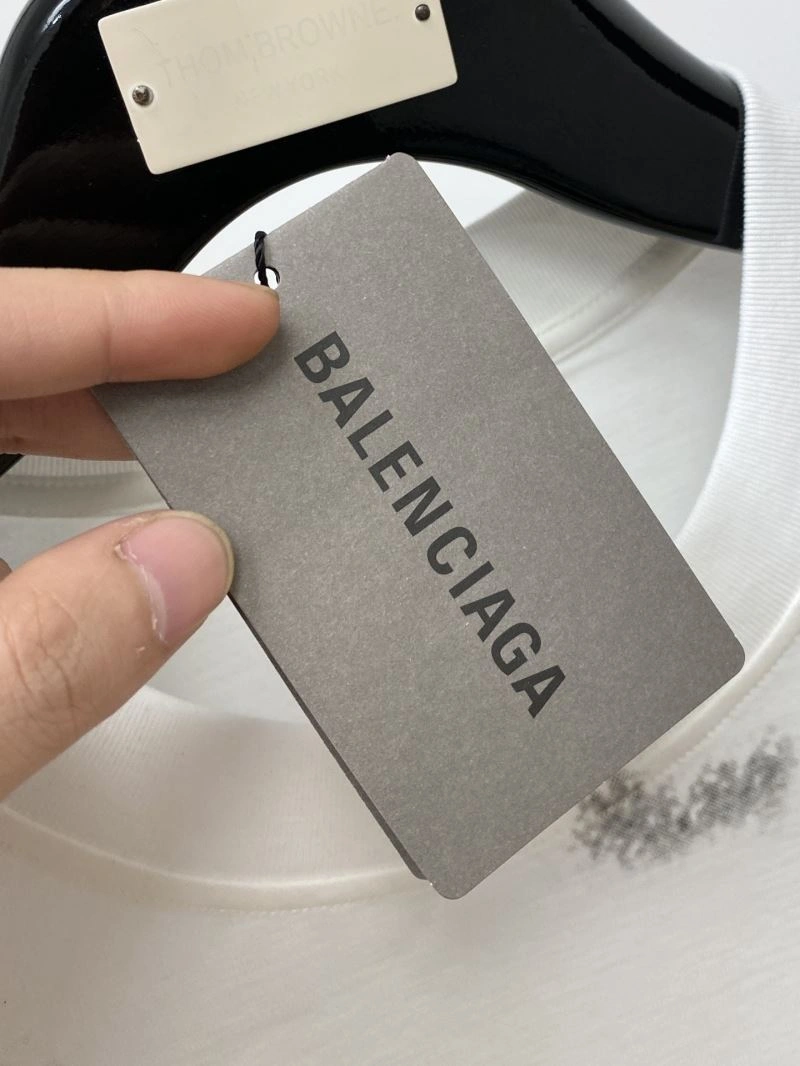 Balenciaga T-Shirts Lightweight 97415