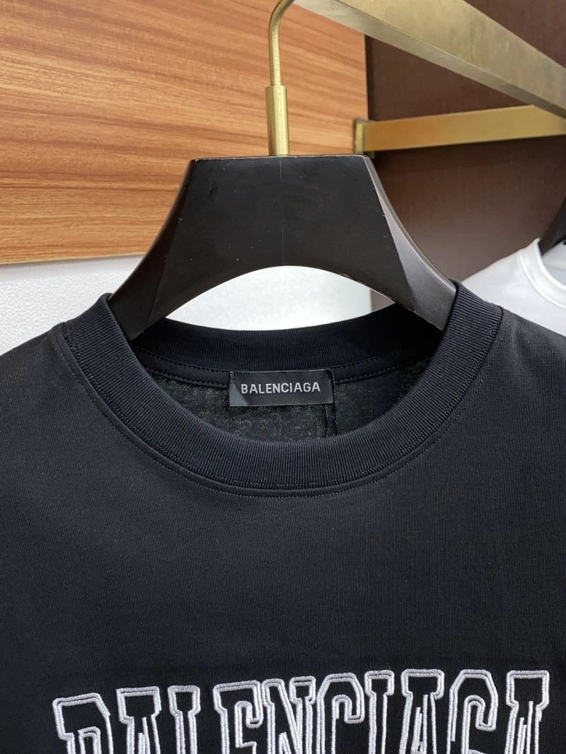 Balenciaga T-Shirts FashionForward 97420