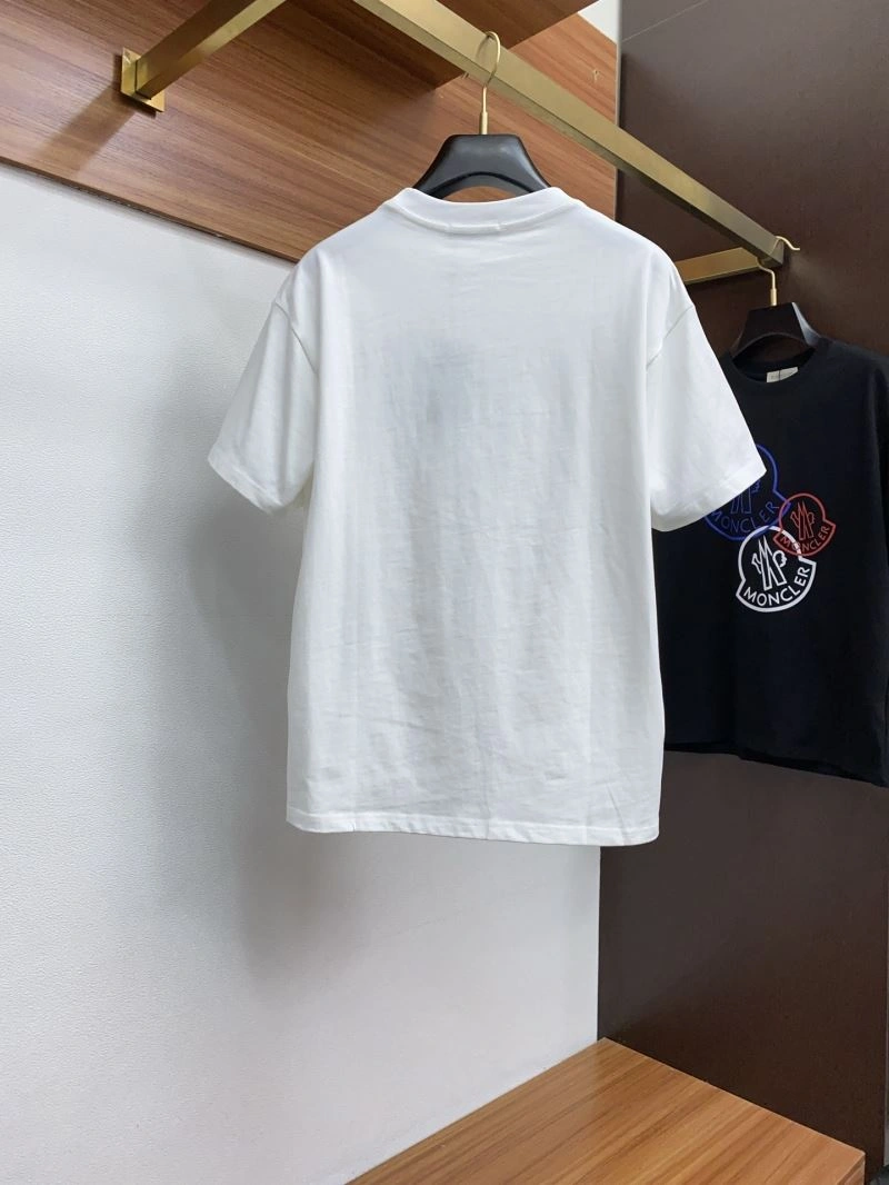 TechFriendly Balenciaga T-Shirts 97417