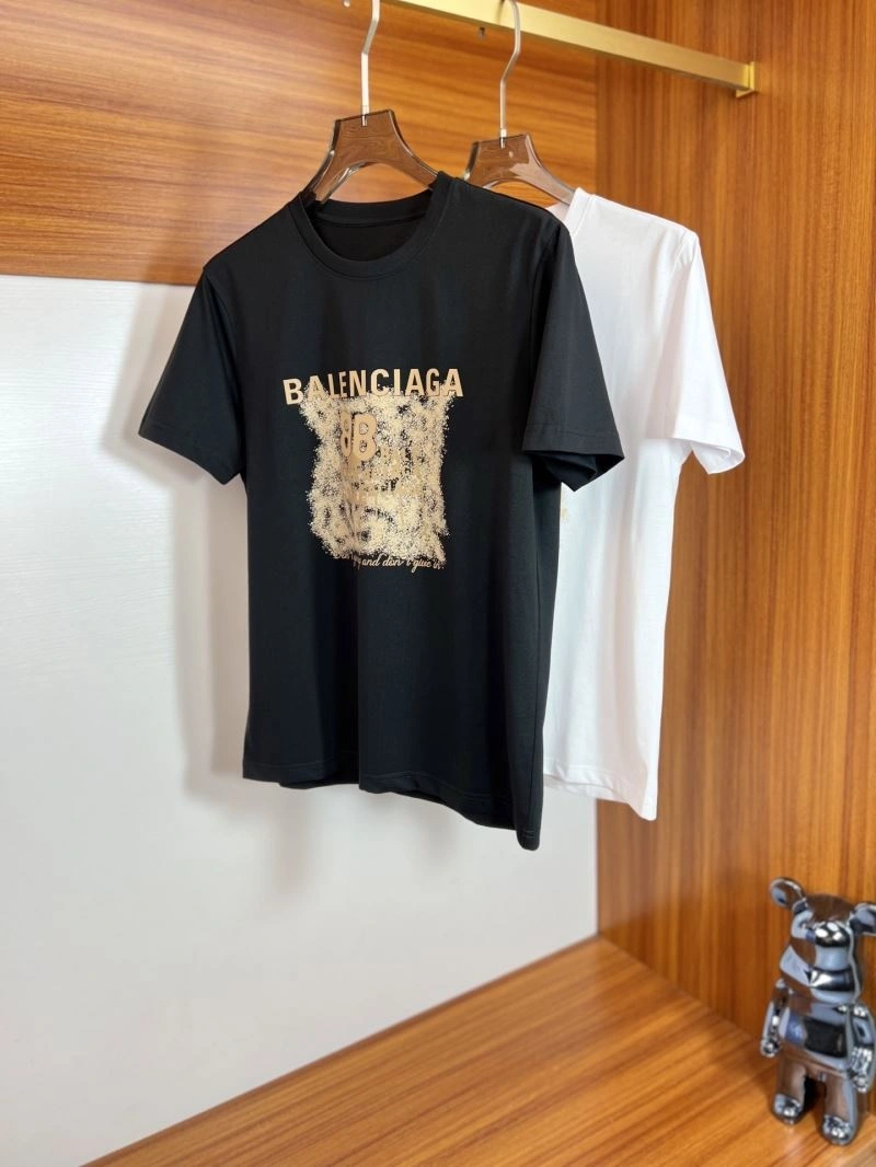 Breathable Balenciaga T-Shirts 97413