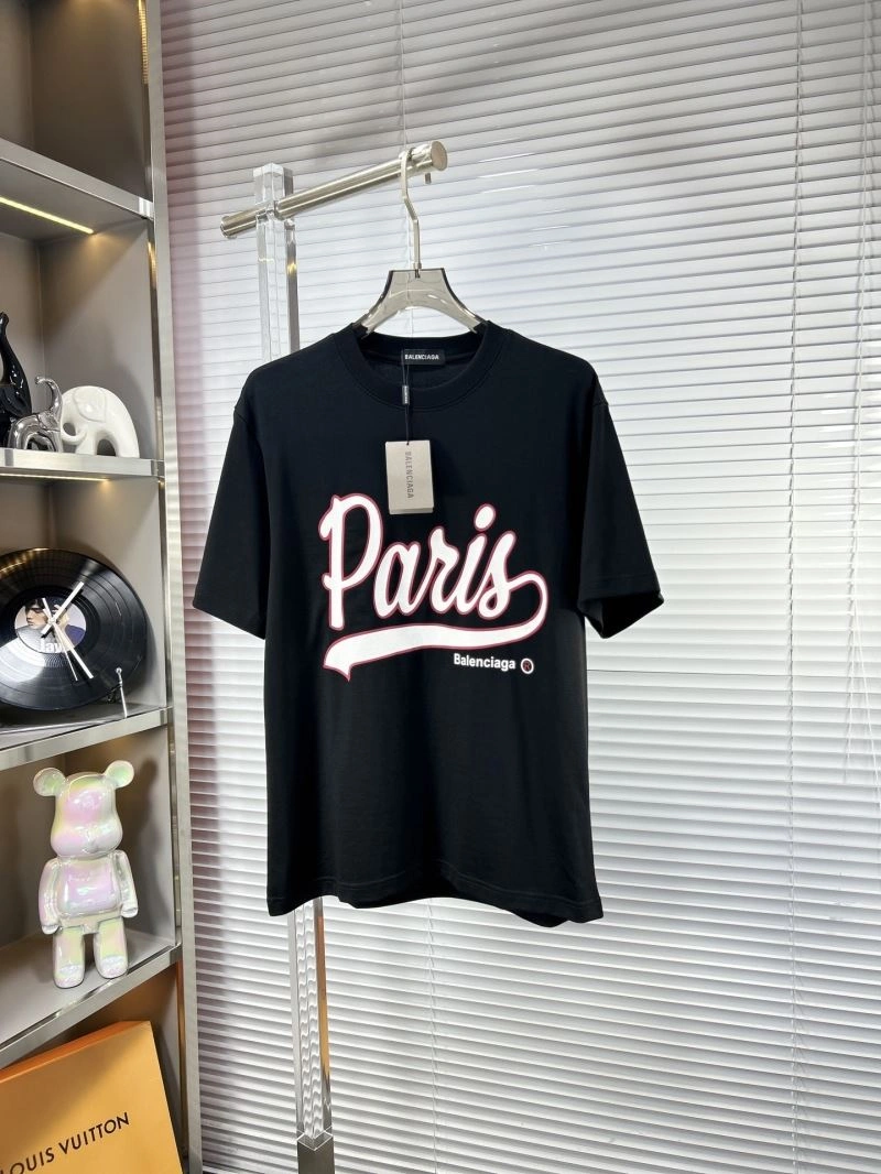 Unisex Balenciaga T-Shirts 97405