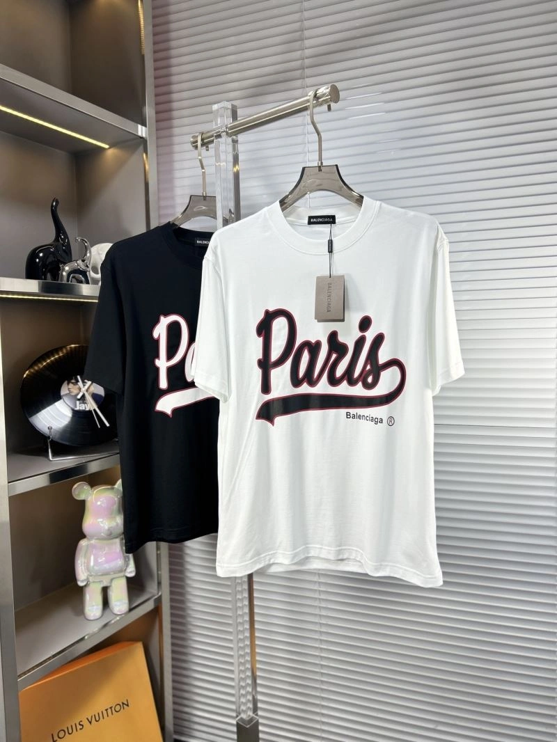 Unisex Balenciaga T-Shirts 97405