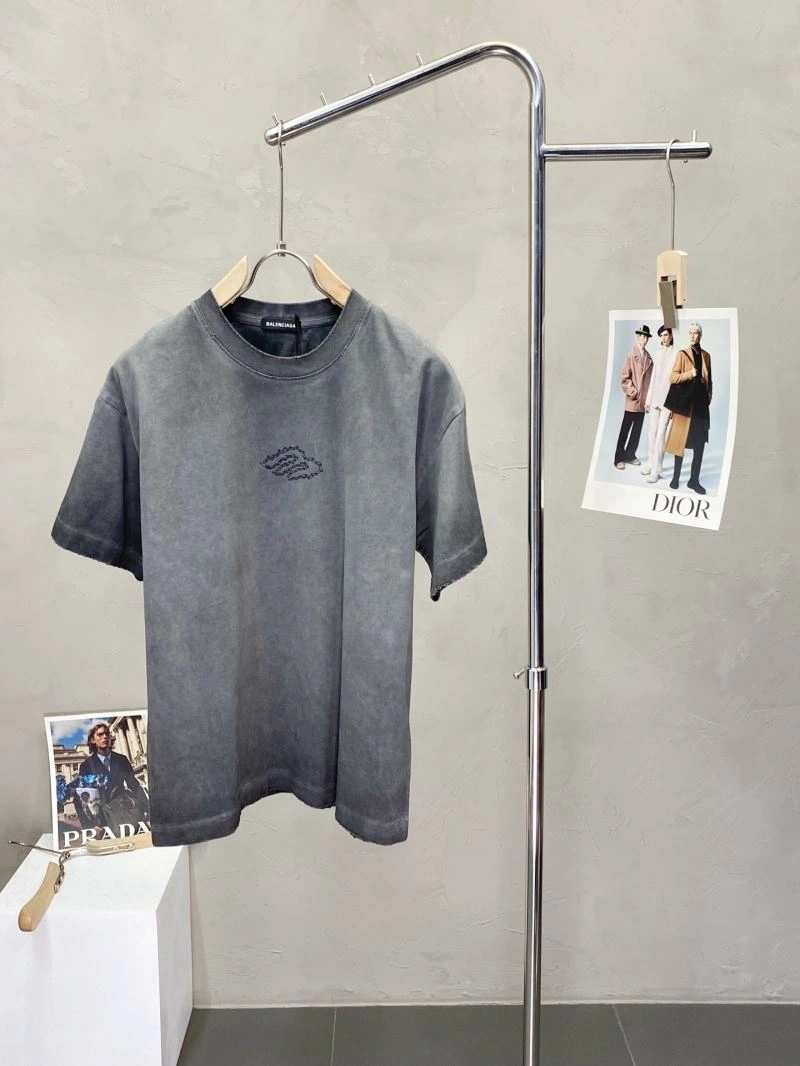 Supportive Balenciaga T-Shirts 97280