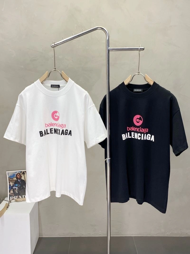 Lightweight Balenciaga T-Shirts 97286