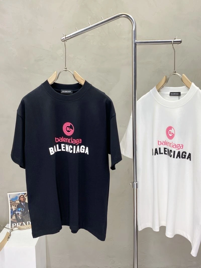 Lightweight Balenciaga T-Shirts 97286
