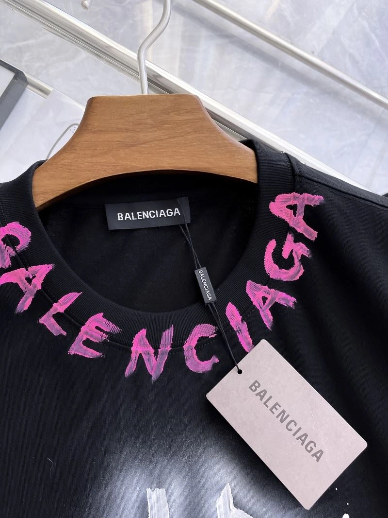 Sporty Balenciaga T-Shirts 97318