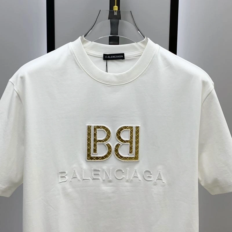 Effortless Balenciaga T-Shirts 97273