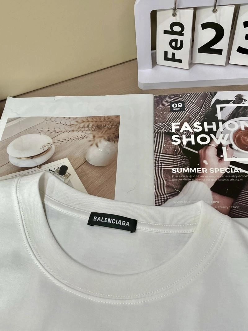 Upgraded Balenciaga T-Shirts 97302