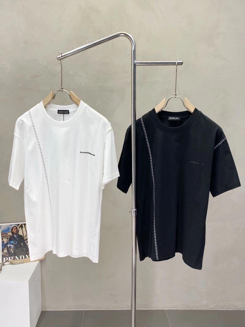 Classic Balenciaga T-Shirts 97309