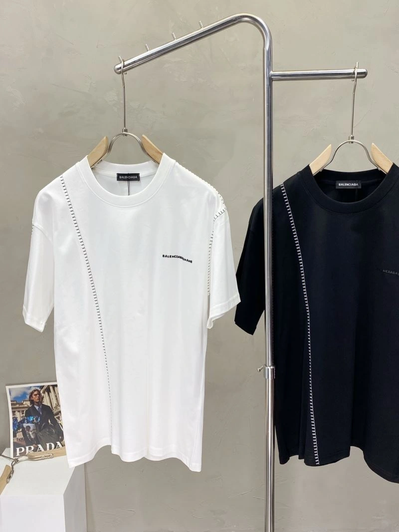 Classic Balenciaga T-Shirts 97309