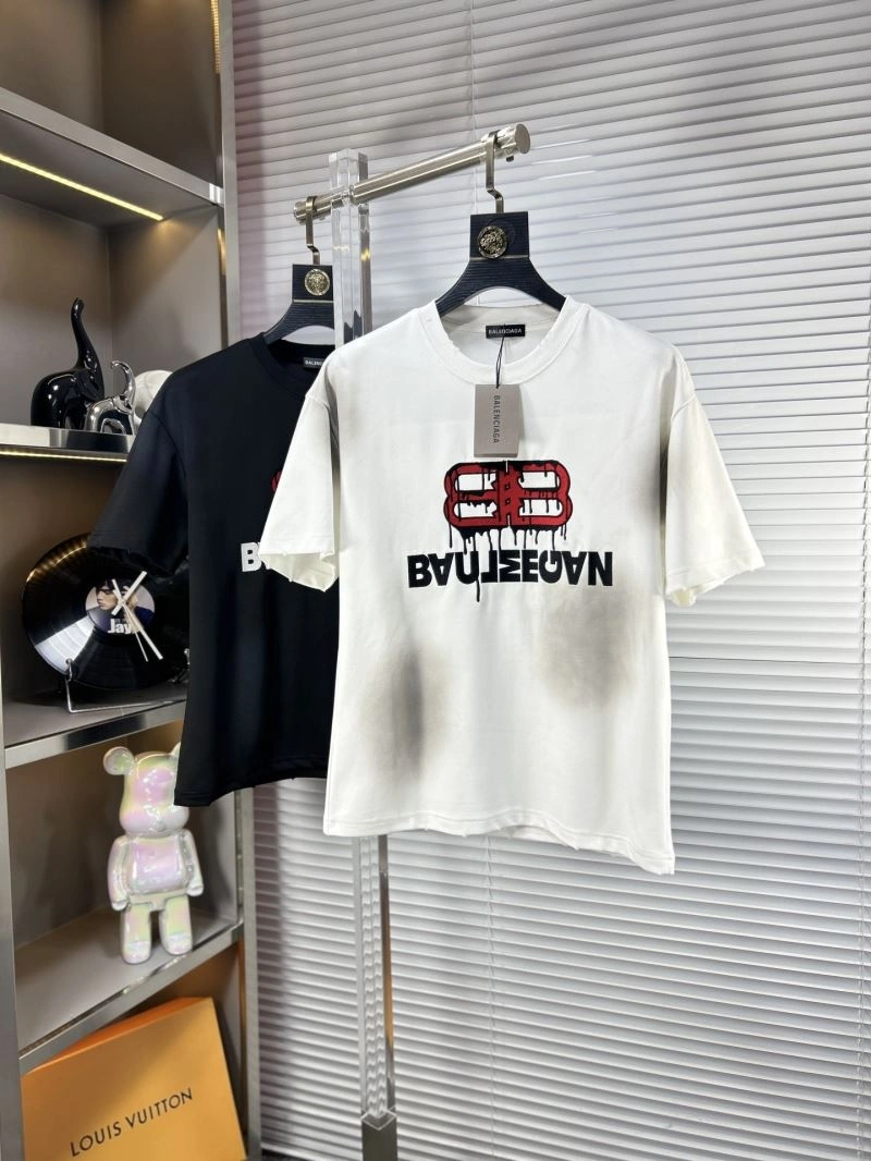 Breathable Balenciaga T-Shirts 97281