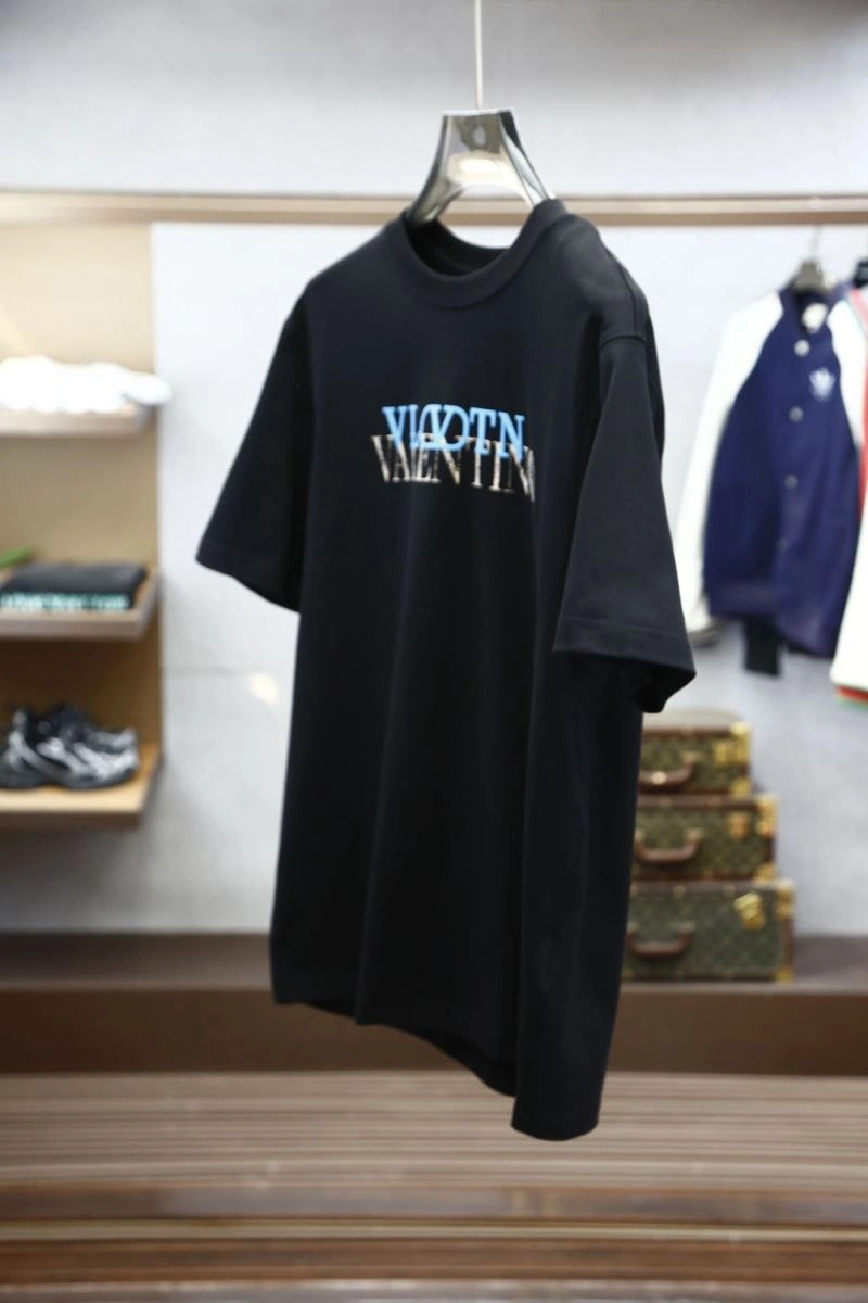 Lightweight Balenciaga T-Shirts 97246