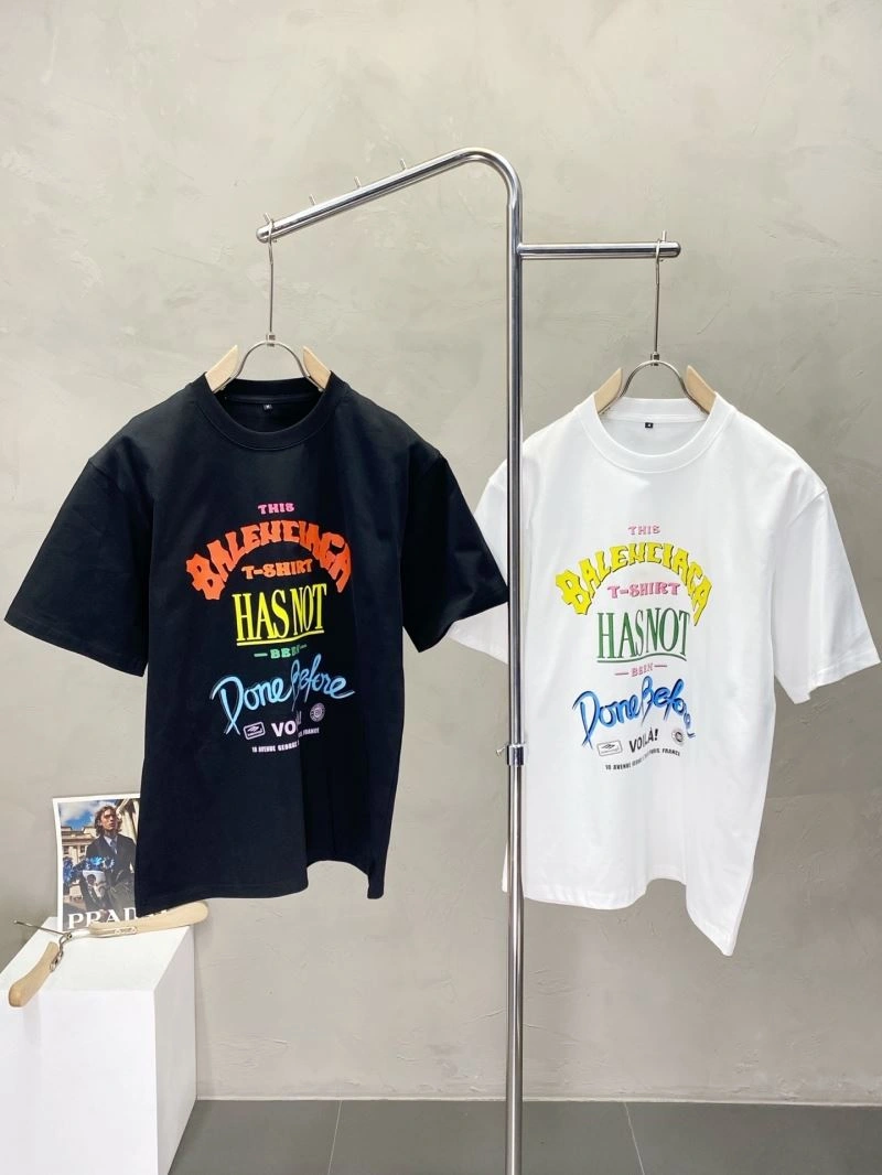 Resilient Balenciaga T-Shirts 97237