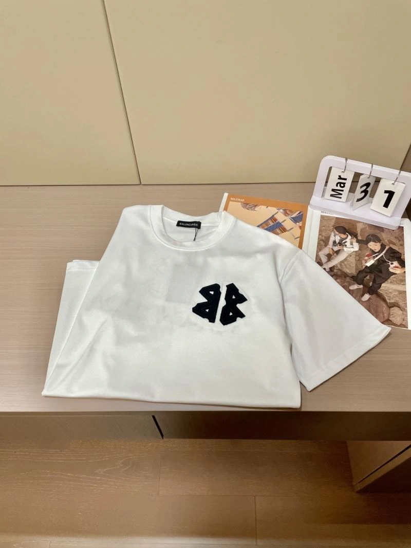RelaxedFit Balenciaga T-Shirts 97219