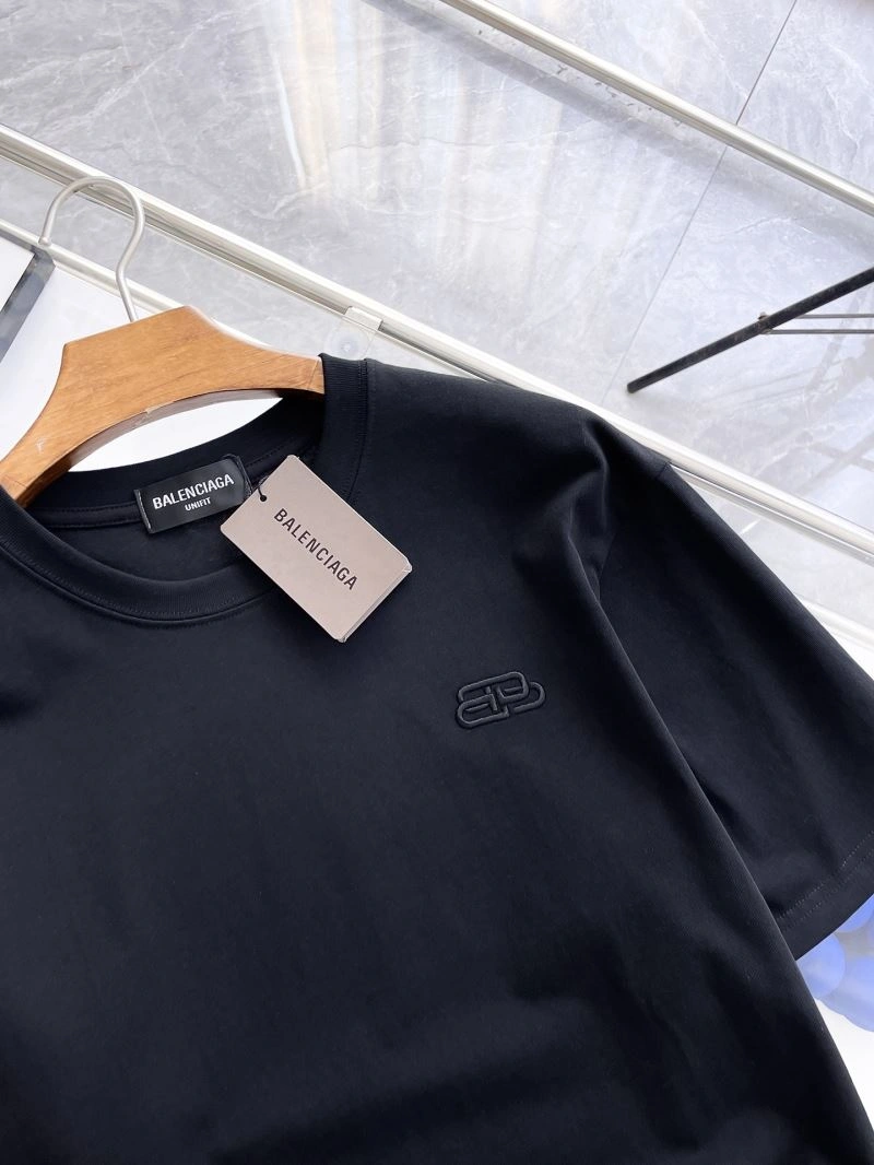 Unisex Balenciaga T-Shirts 97195