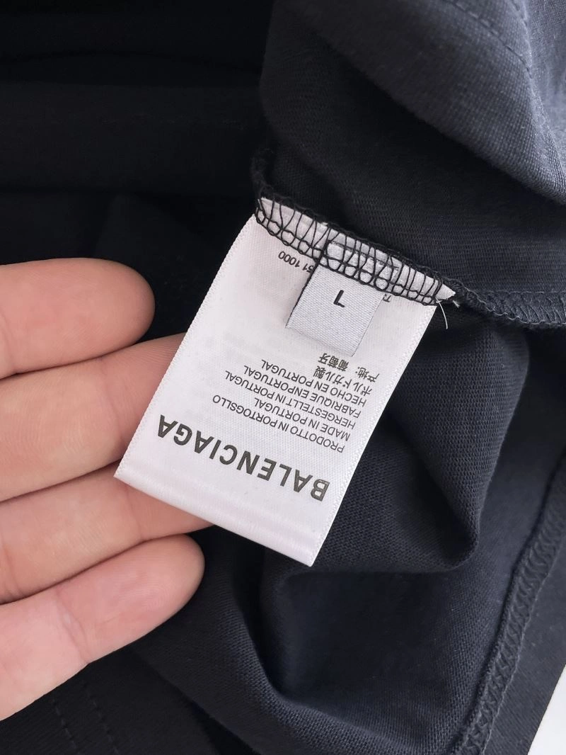 Unisex Balenciaga T-Shirts 97195