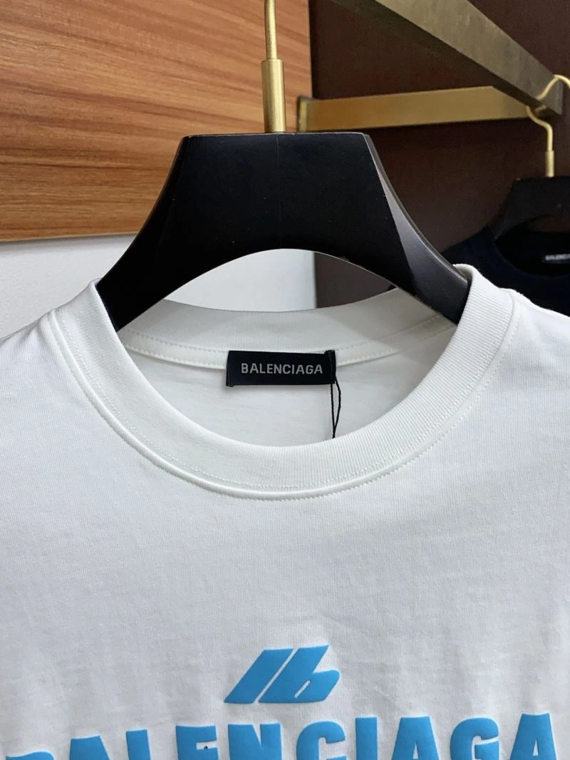 Balenciaga T-Shirts Sleek 97215