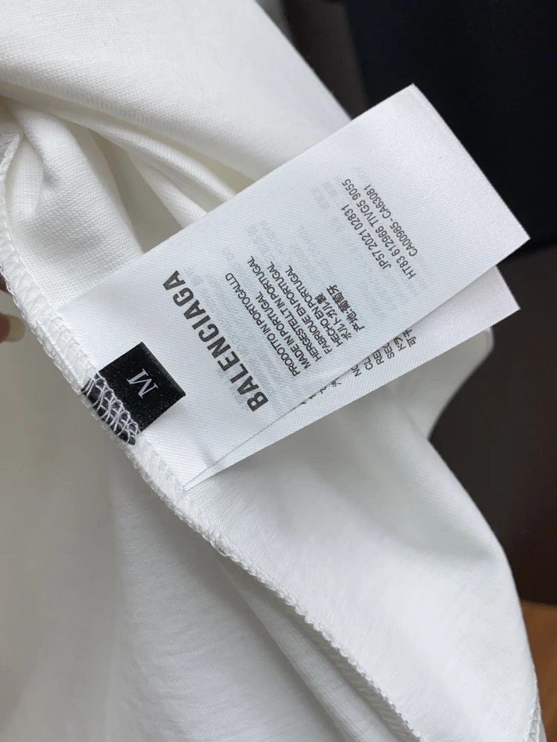 Balenciaga T-Shirts Sleek 97215