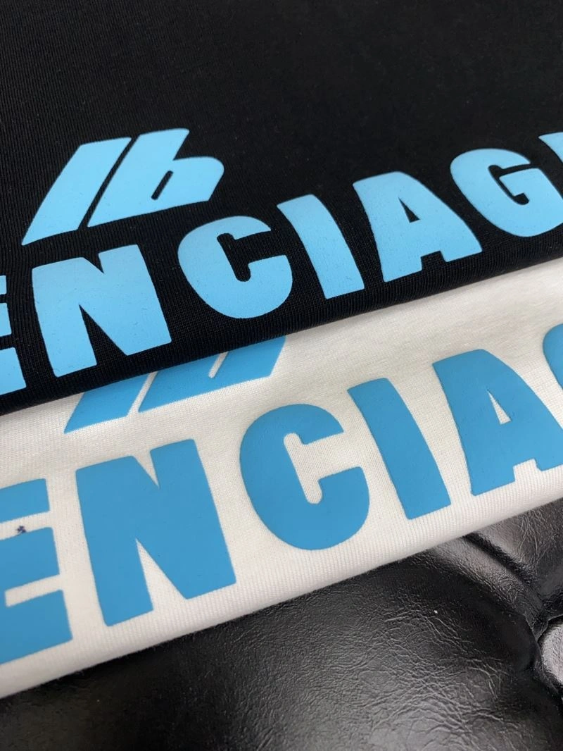 Balenciaga T-Shirts Sleek 97215