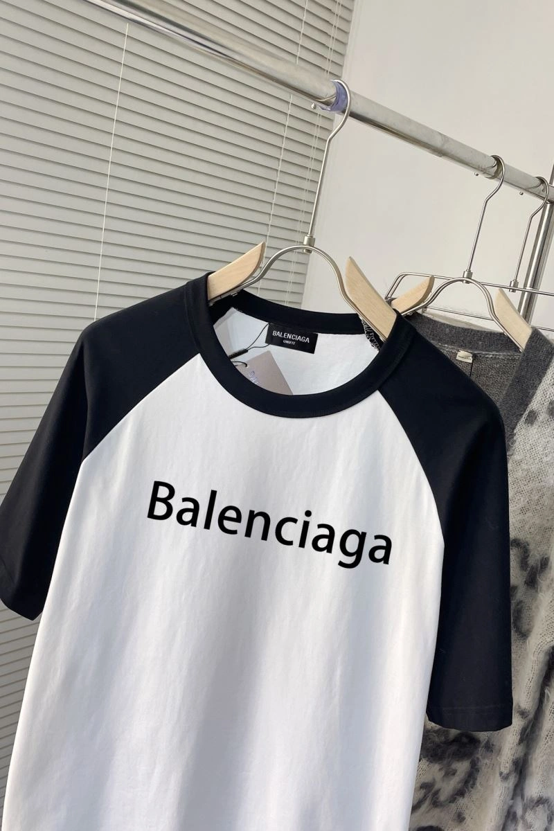 Balenciaga T-Shirts Durable 97153