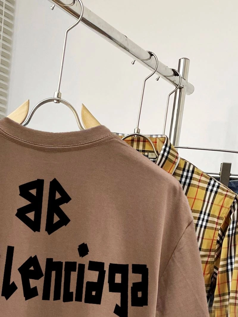 Balenciaga T-Shirts Durable 97157
