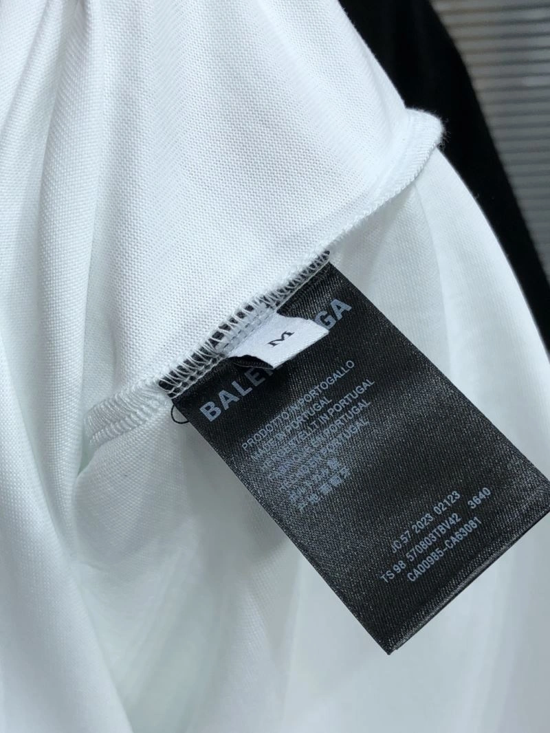 Seasonal Balenciaga T-Shirts 97198