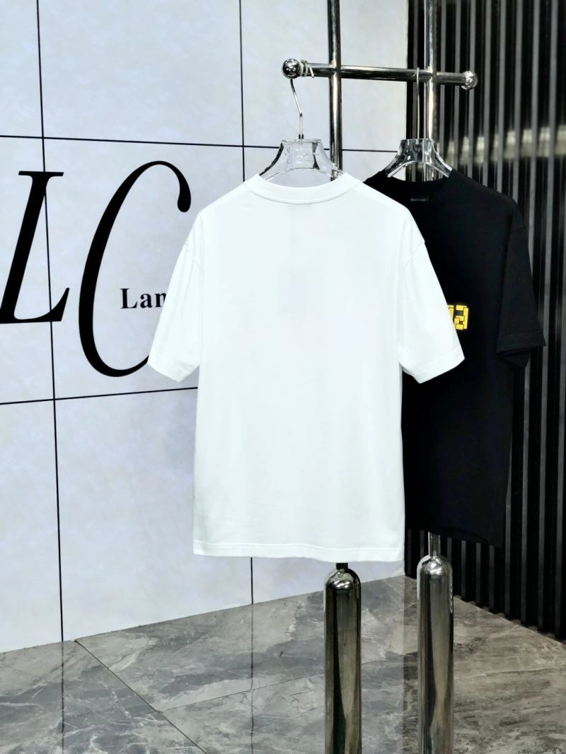 Versatile Balenciaga T-Shirts 97144