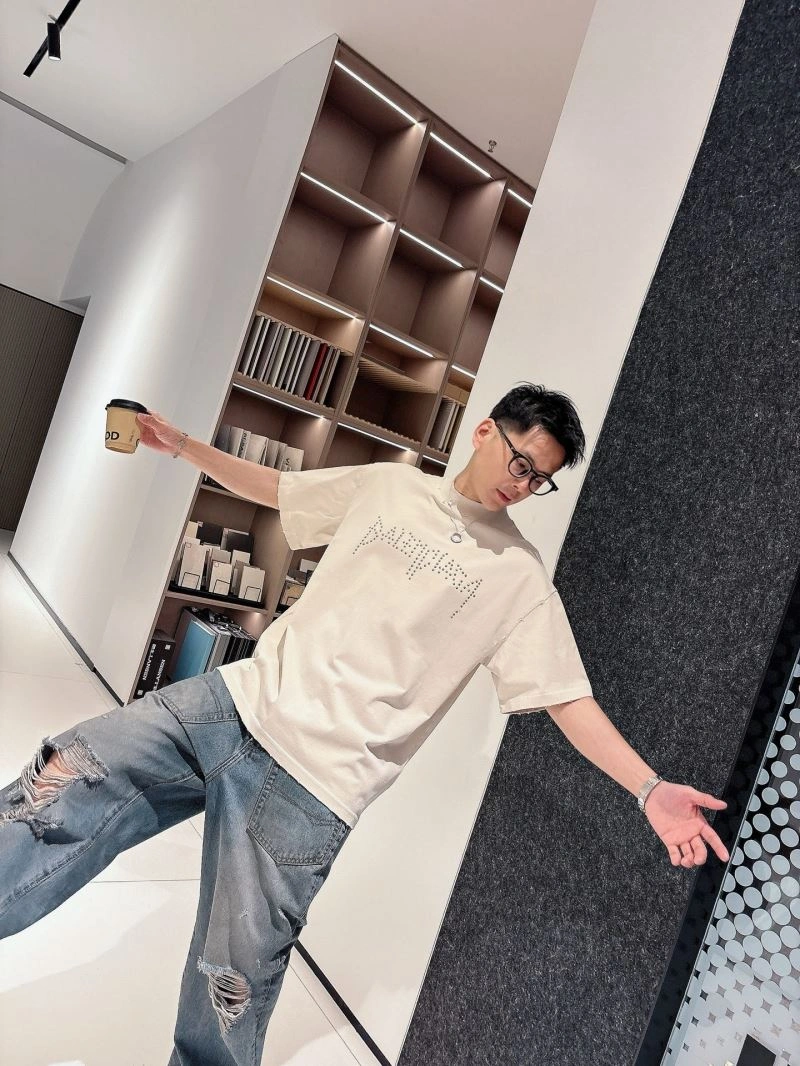 Modern Balenciaga T-Shirts 97171