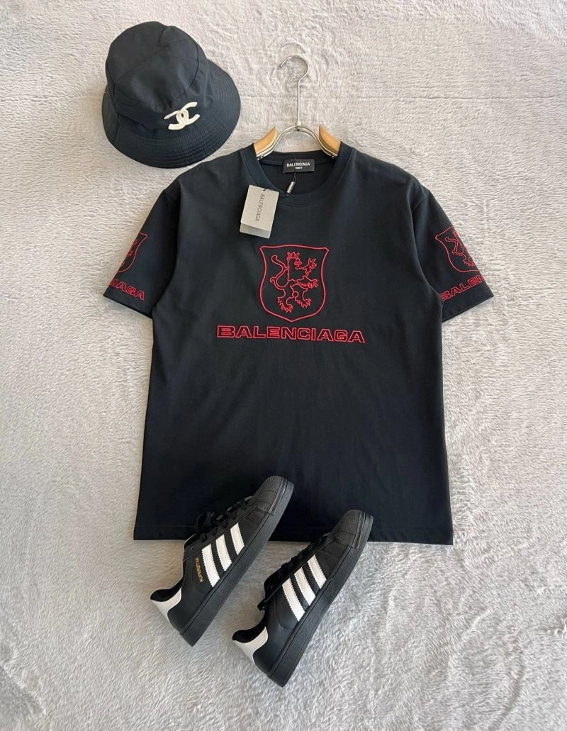 Functional Balenciaga T-Shirts 97130