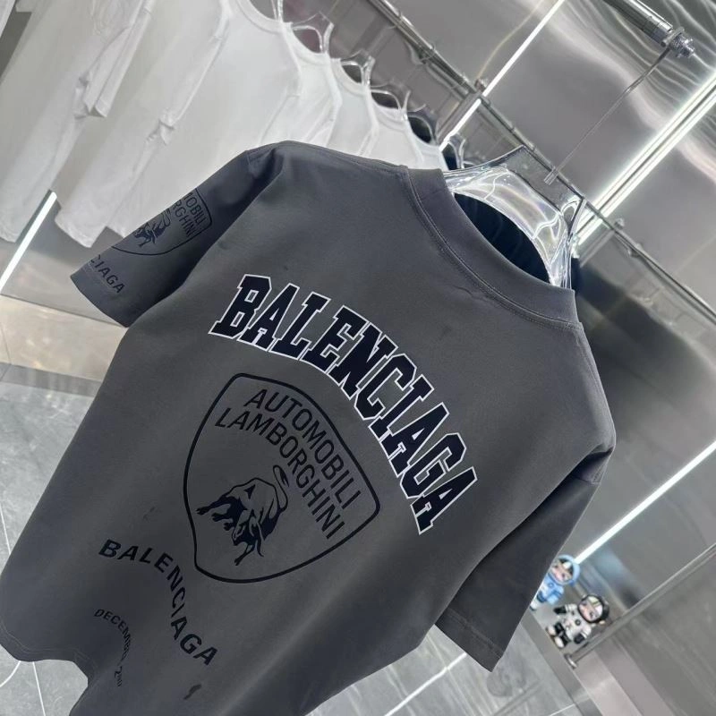 Balenciaga T-Shirts UrbanChic 97180