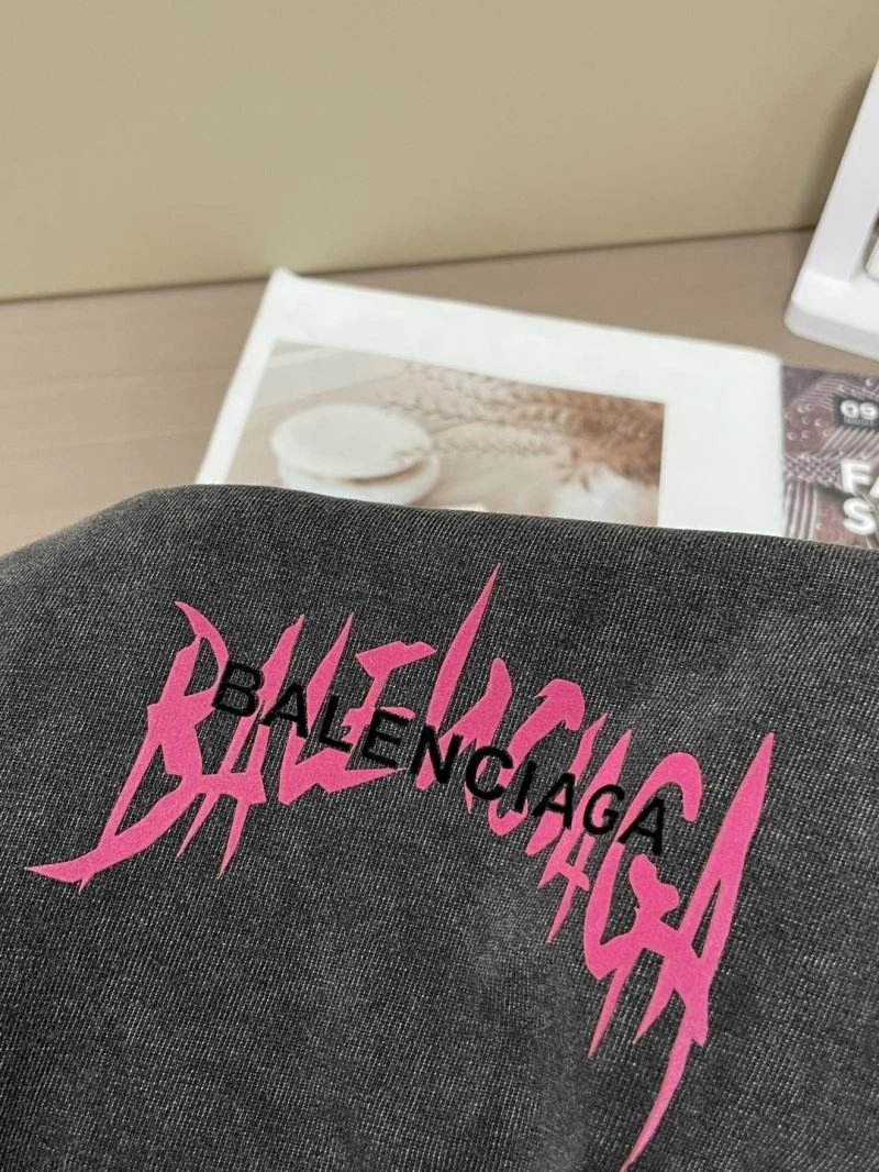 Vibrant Balenciaga T-Shirts 97109