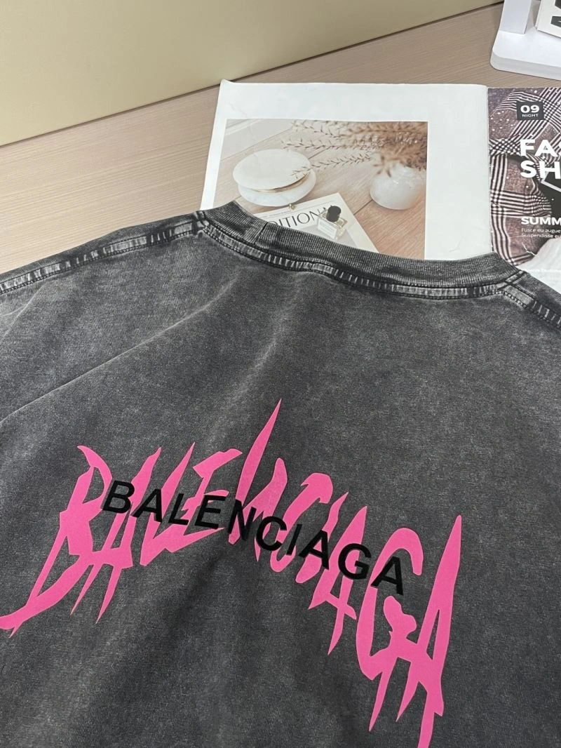 Vibrant Balenciaga T-Shirts 97109
