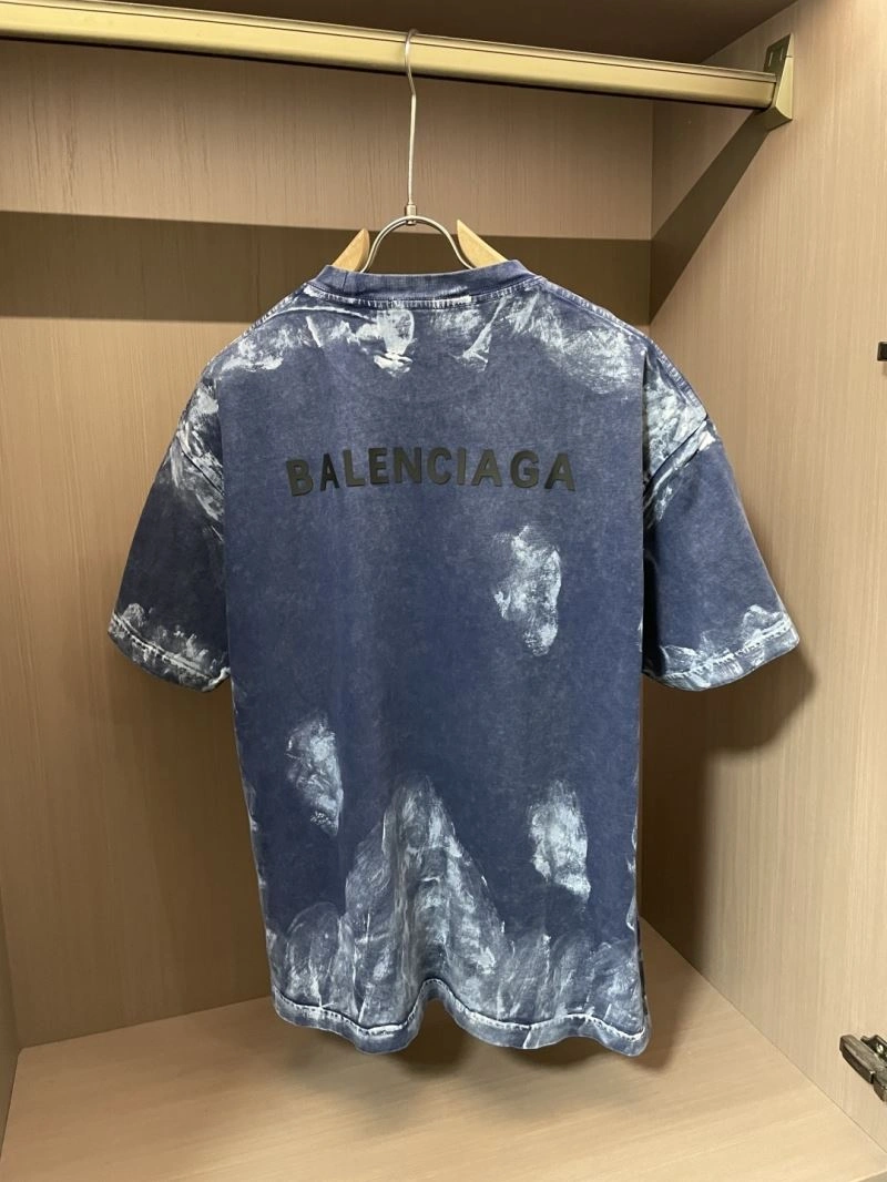 Effortless Balenciaga T-Shirts 97099