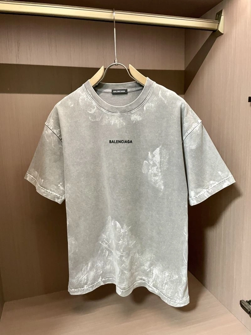 Effortless Balenciaga T-Shirts 97099