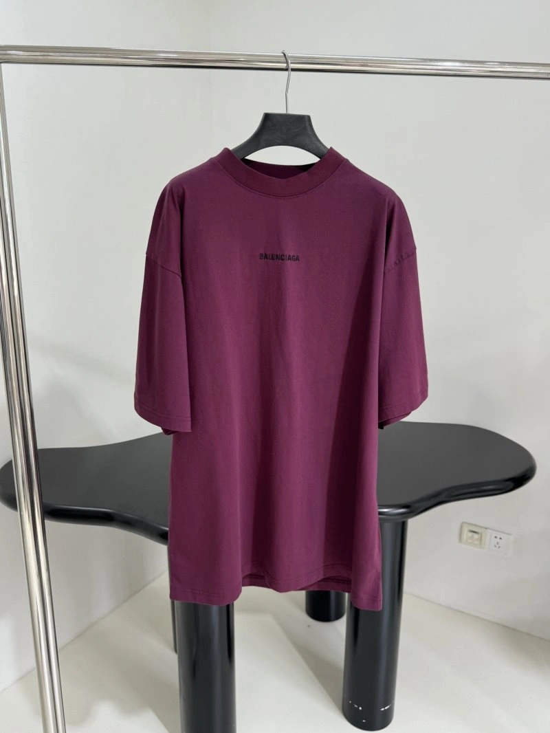 Balenciaga T-Shirts Sleek 96440