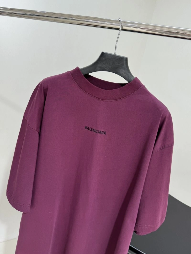 Balenciaga T-Shirts Sleek 96440