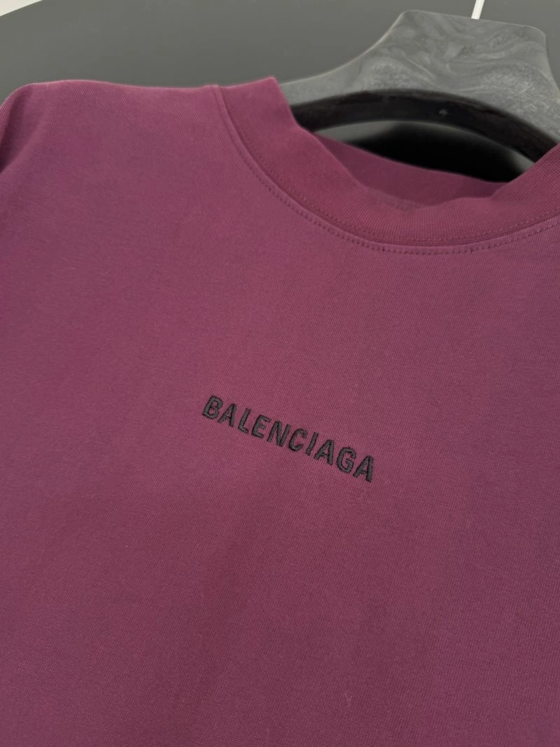 Balenciaga T-Shirts Sleek 96440