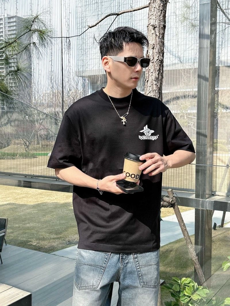 Original Balenciaga T-Shirts 97014