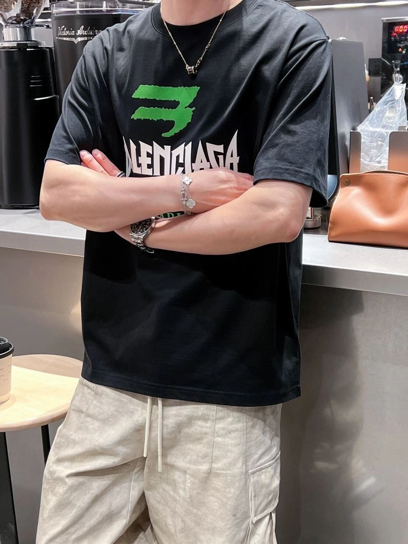 Balenciaga T-Shirts Comfortable 97003